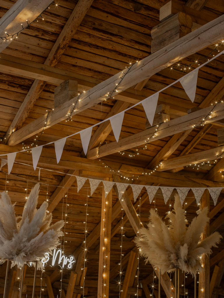 somistevuokraamo_valkoinen_viirinauha_tuotekuva